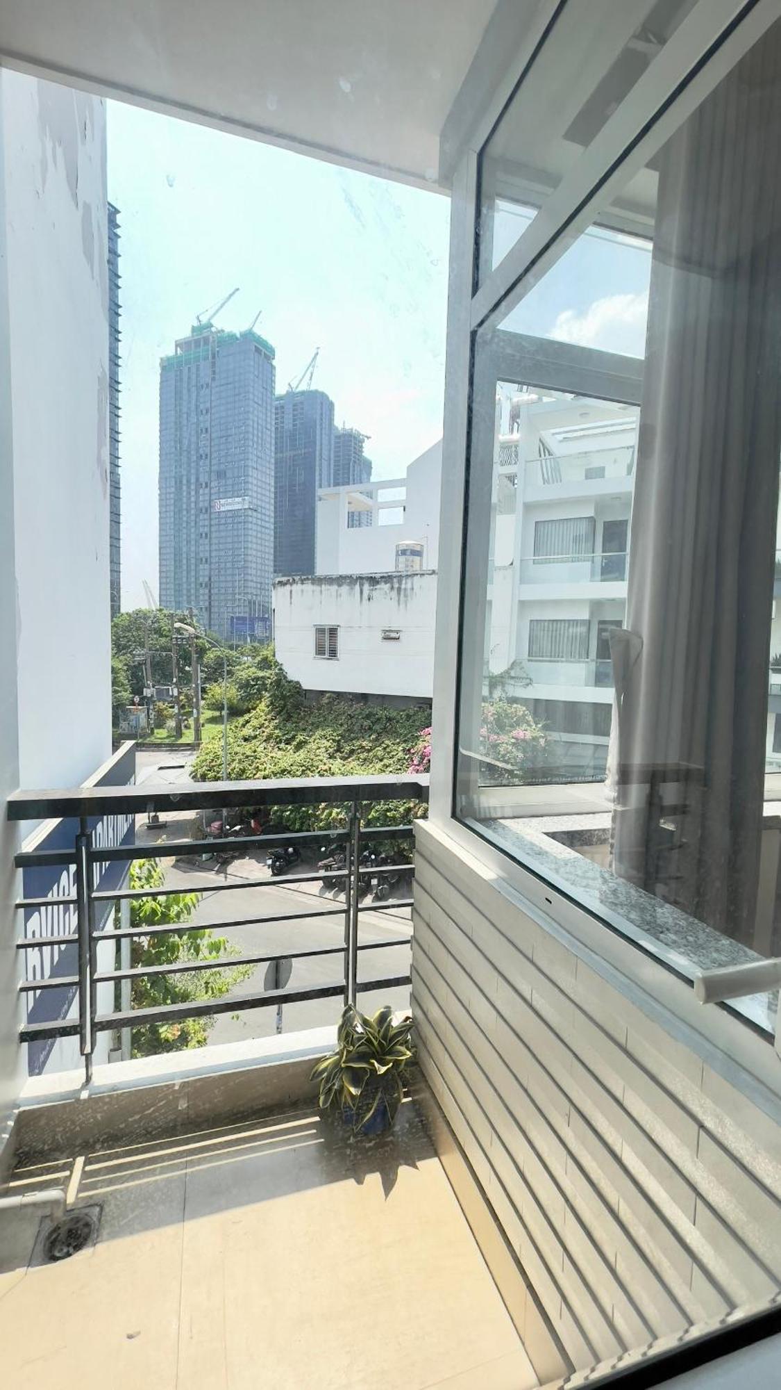 Mh Serviced Apartment Ho Chi Minh City Exterior photo